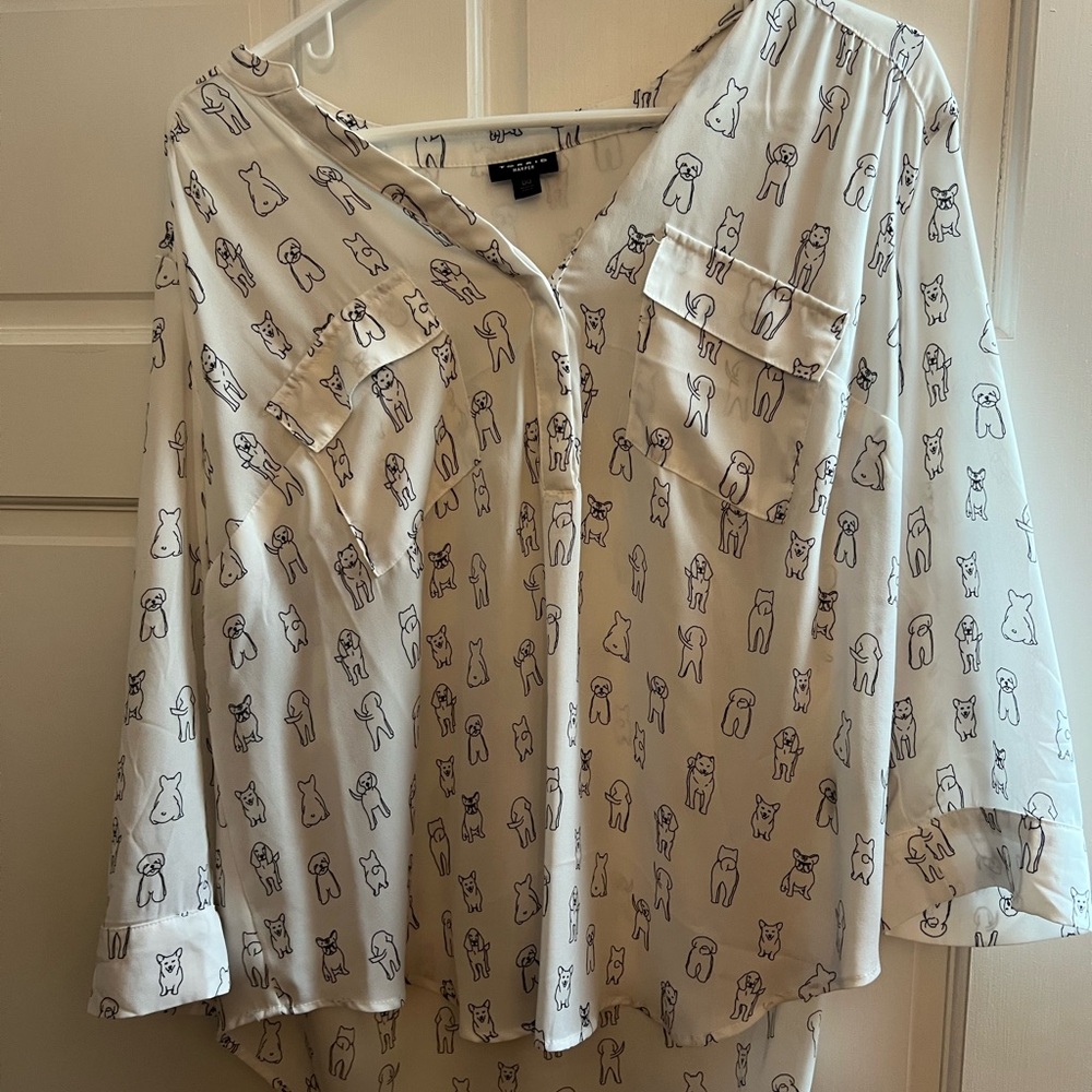 Torrid Cream Blouse with Notched Collar and 3/4 Sleeves